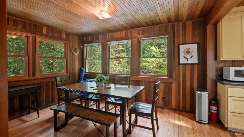 16775 Neeley Road Guerneville, CA 95446