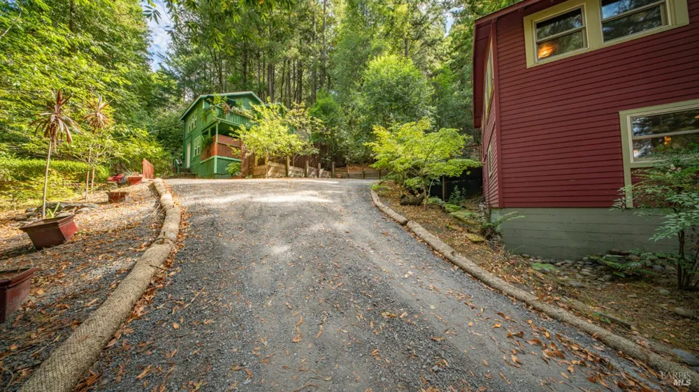 16775 Neeley Road Guerneville, CA 95446