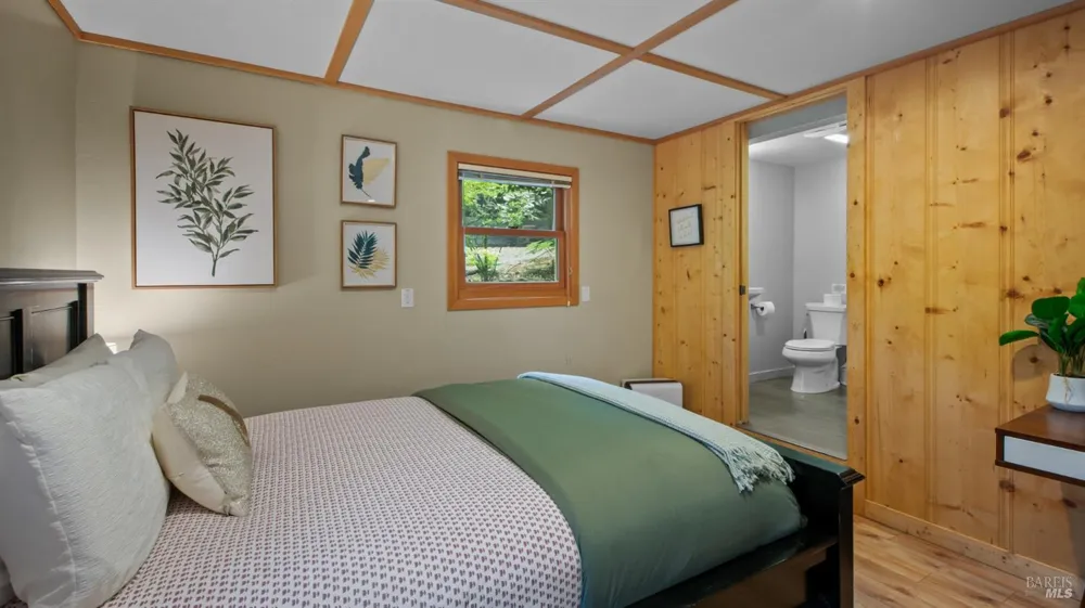 16775 Neeley Road Guerneville, CA 95446