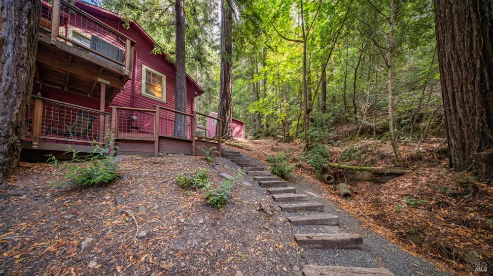 16775 Neeley Road Guerneville, CA 95446