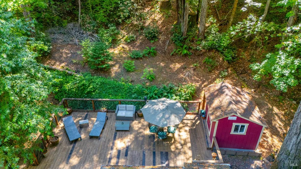 16775 Neeley Road Guerneville, CA 95446