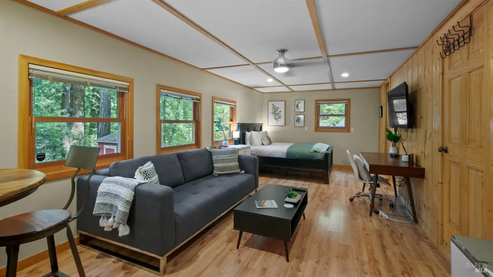 16775 Neeley Road Guerneville, CA 95446