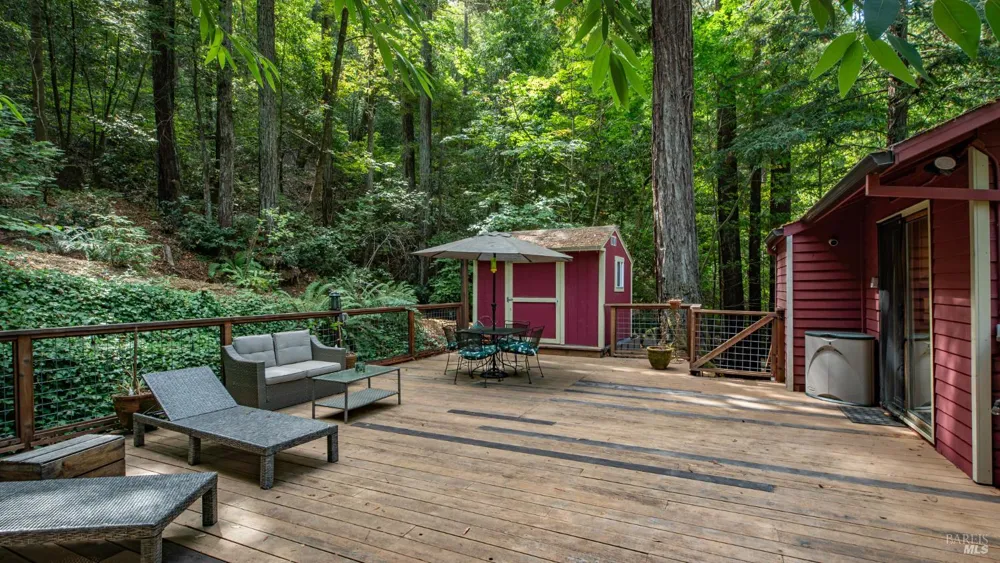 16775 Neeley Road Guerneville, CA 95446