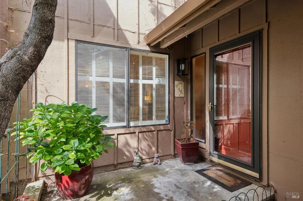 37 Prairie Falcon Drive Novato, CA 94949