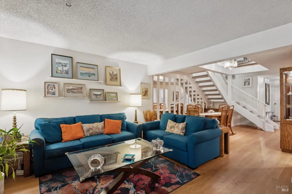 37 Prairie Falcon Drive Novato, CA 94949