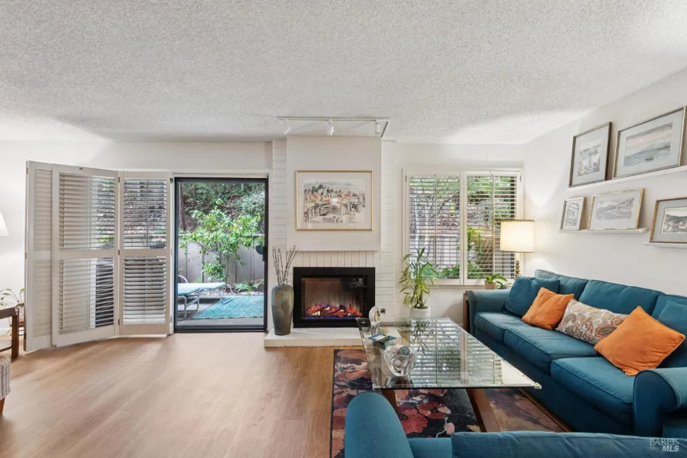 37 Prairie Falcon Drive Novato, CA 94949