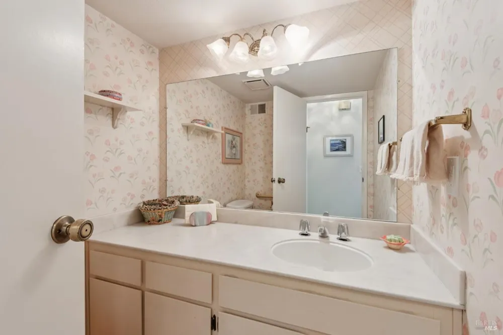 37 Prairie Falcon Drive Novato, CA 94949