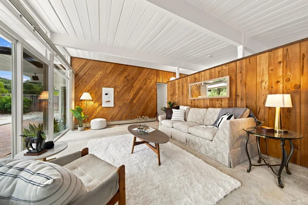 913 Appleberry Drive San Rafael, CA 94903