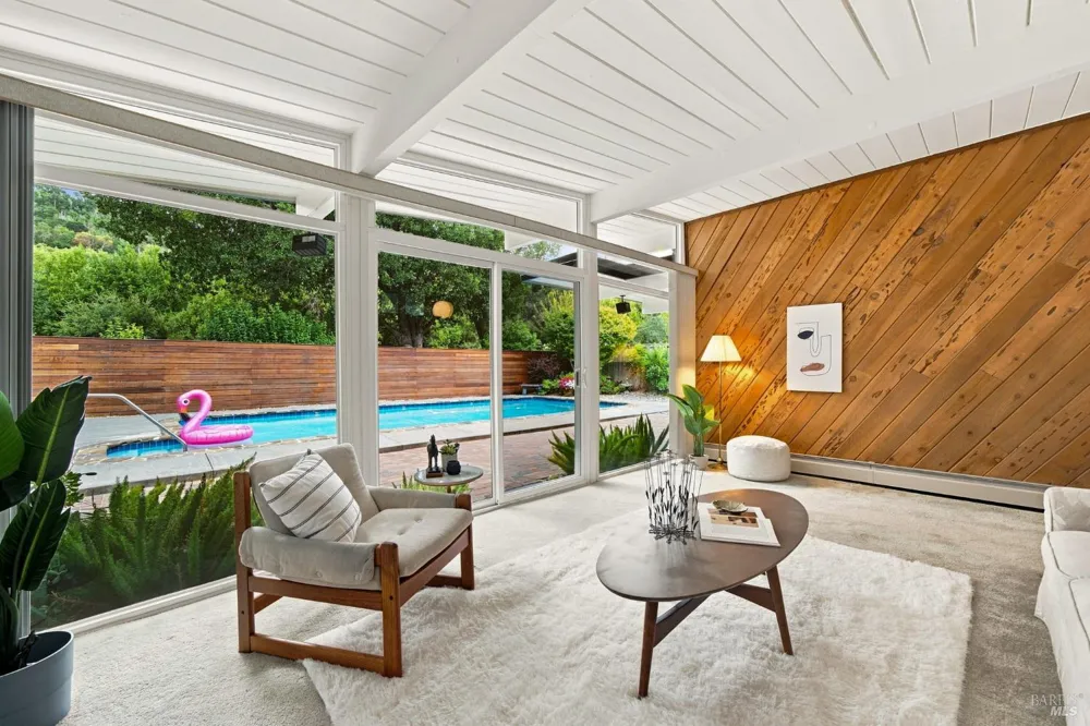913 Appleberry Drive San Rafael, CA 94903