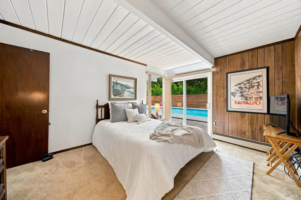 913 Appleberry Drive San Rafael, CA 94903