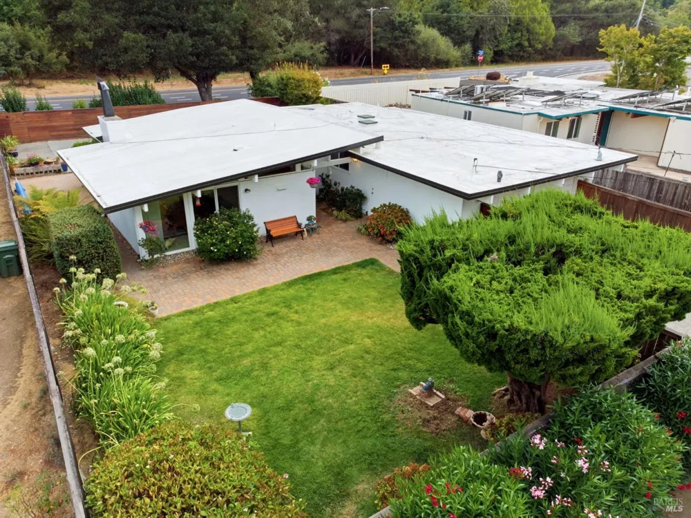 913 Appleberry Drive San Rafael, CA 94903