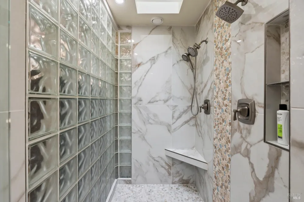 4322 Oakridge Lane Penngrove, CA 94951