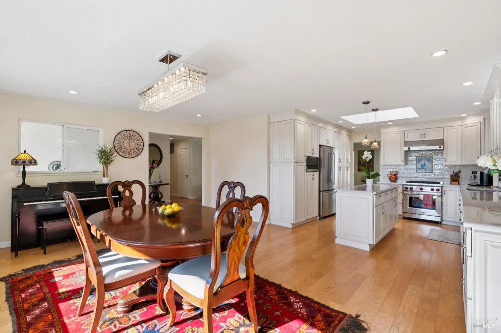 4322 Oakridge Lane Penngrove, CA 94951