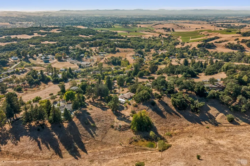 4322 Oakridge Lane Penngrove, CA 94951