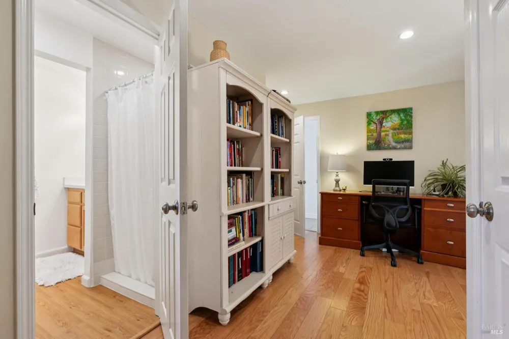 4322 Oakridge Lane Penngrove, CA 94951