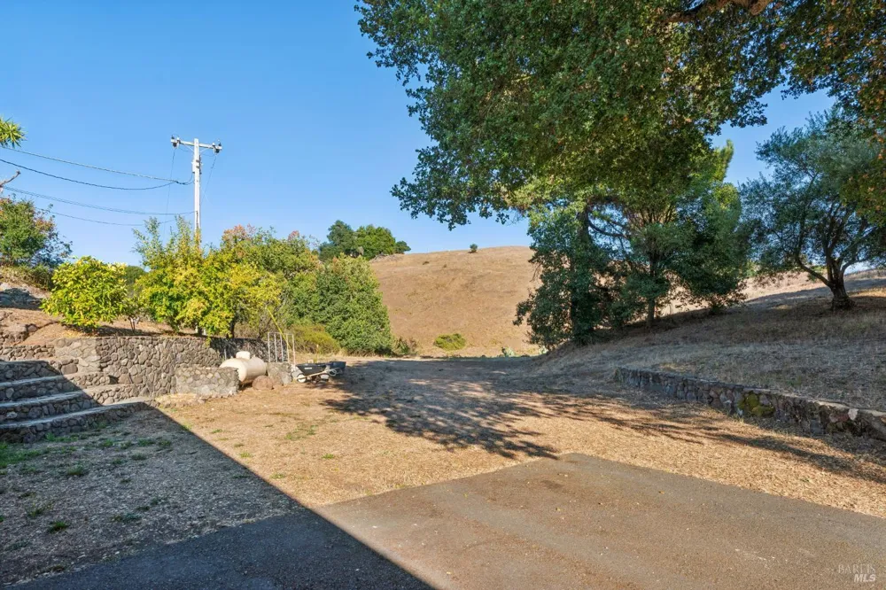 4322 Oakridge Lane Penngrove, CA 94951