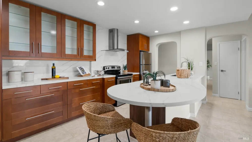 80 Lincoln Drive ##1C Sausalito, CA 94965