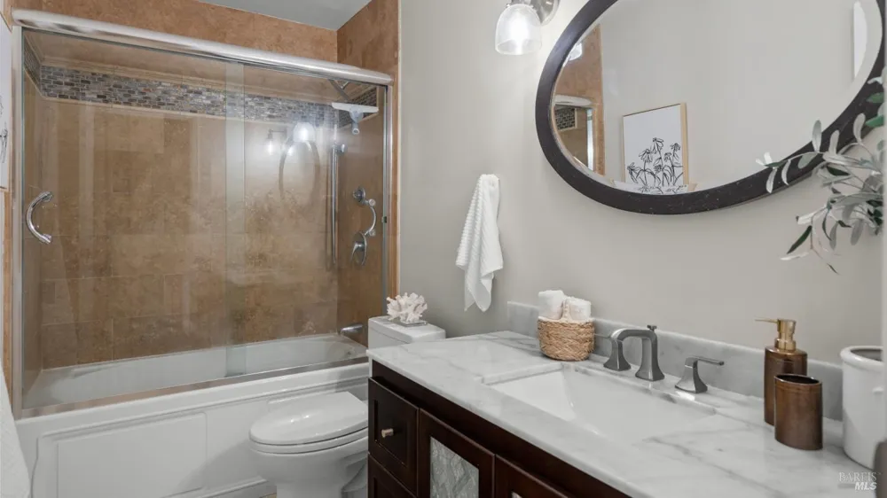 80 Lincoln Drive ##1C Sausalito, CA 94965