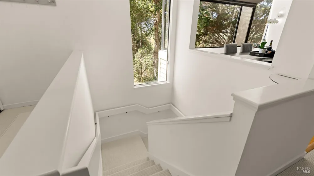 89 Eucalyptus Knoll Street Mill Valley, CA 94941