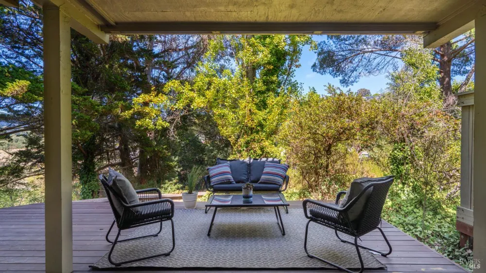 89 Eucalyptus Knoll Street Mill Valley, CA 94941