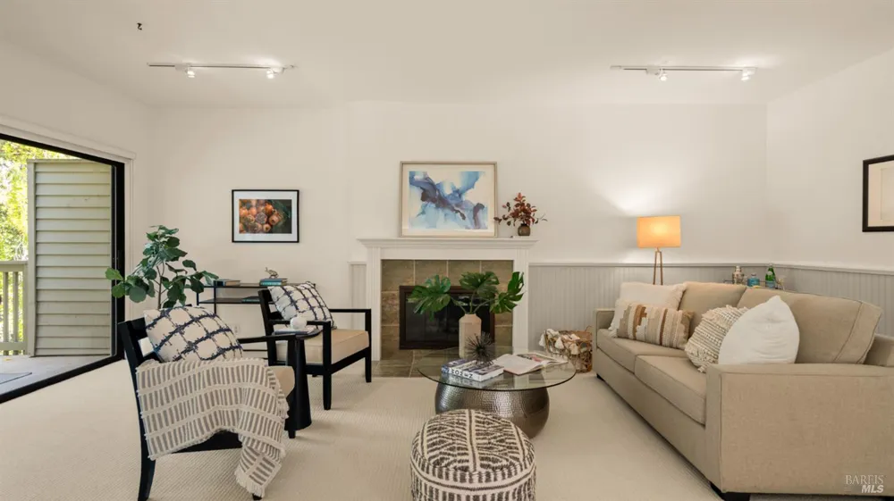 89 Eucalyptus Knoll Street Mill Valley, CA 94941