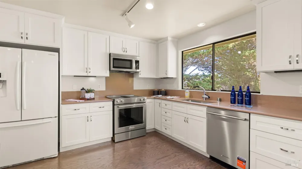 89 Eucalyptus Knoll Street Mill Valley, CA 94941