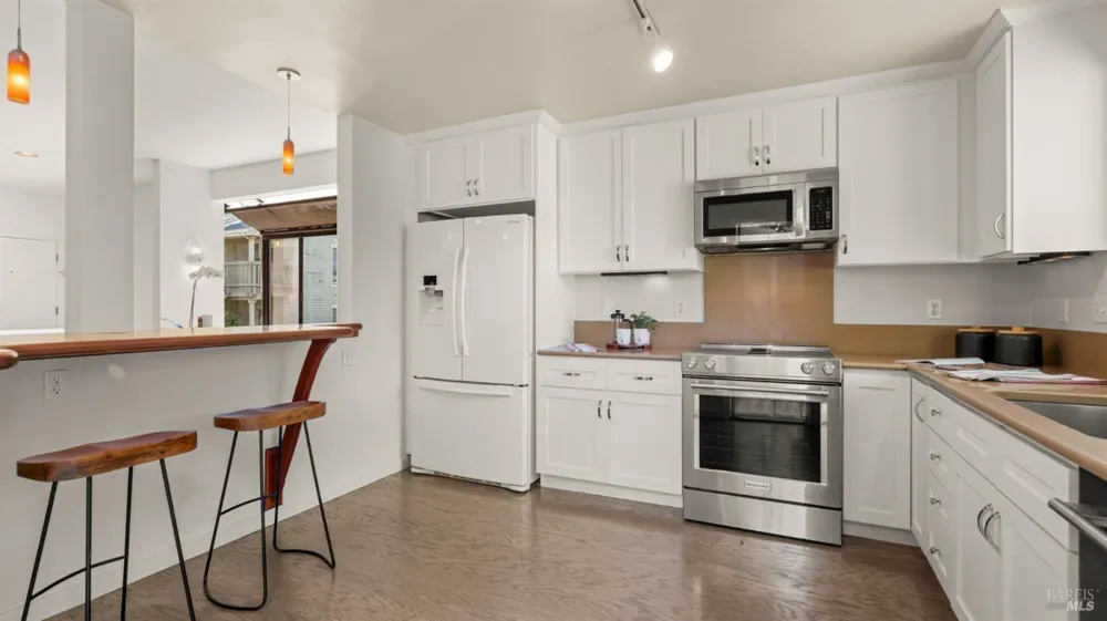 89 Eucalyptus Knoll Street Mill Valley, CA 94941