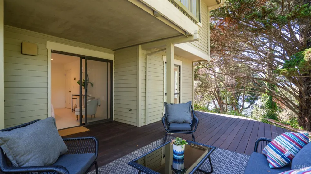 89 Eucalyptus Knoll Street Mill Valley, CA 94941