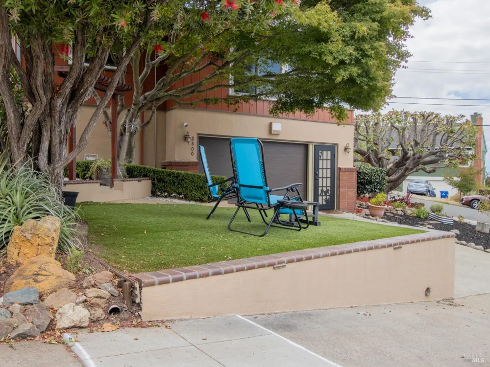 2600 Alida Street Oakland, CA 94602