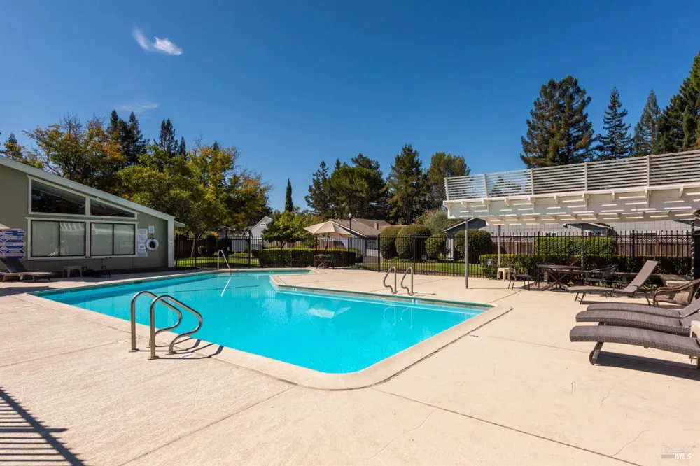 1756 Arroyo Sierra Avenue Santa Rosa, CA 95405
