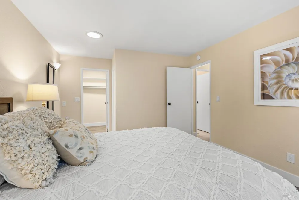 1756 Arroyo Sierra Avenue Santa Rosa, CA 95405