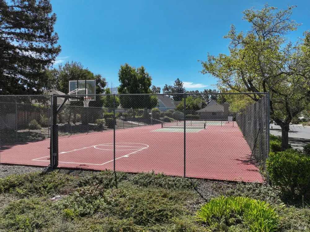 1756 Arroyo Sierra Avenue Santa Rosa, CA 95405