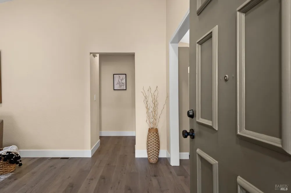 1756 Arroyo Sierra Avenue Santa Rosa, CA 95405