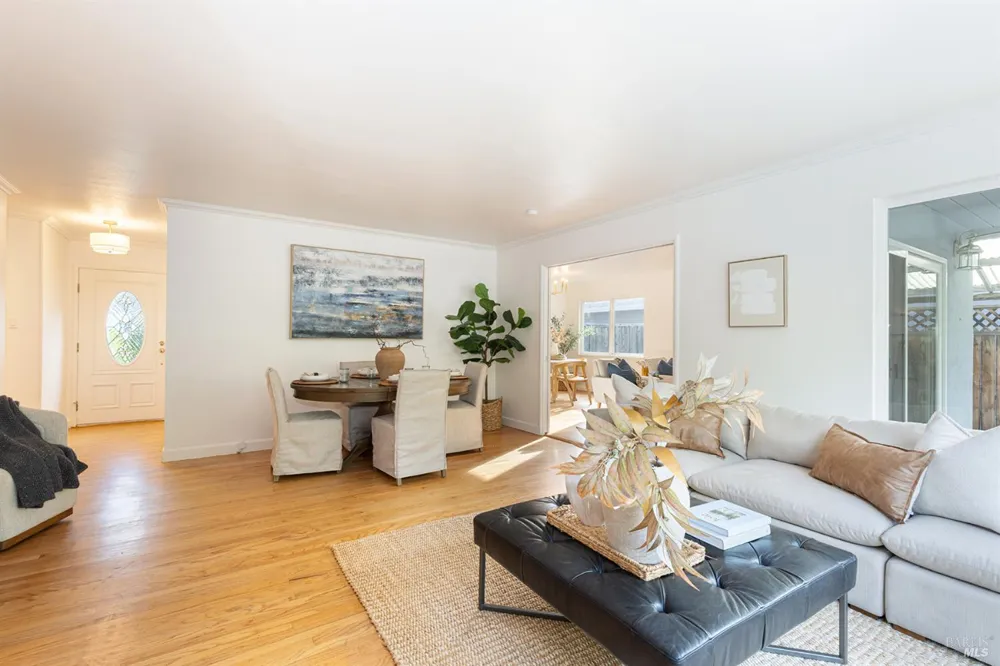 420 Calle De La Mesa Novato, CA 94949