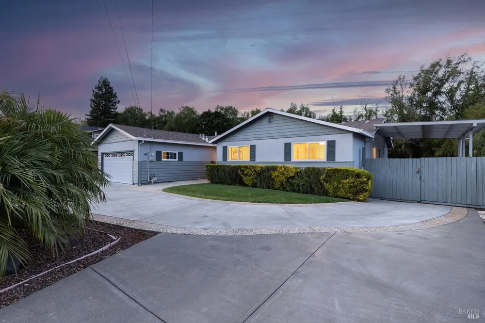 420 Calle De La Mesa Novato, CA 94949