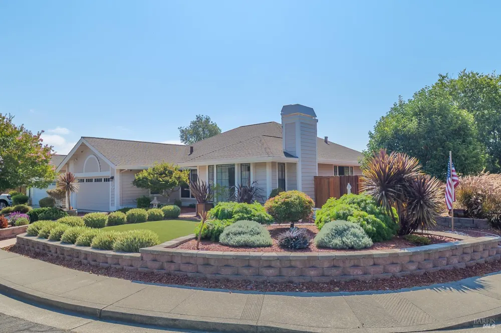396 Sundance Way Novato, CA 94945