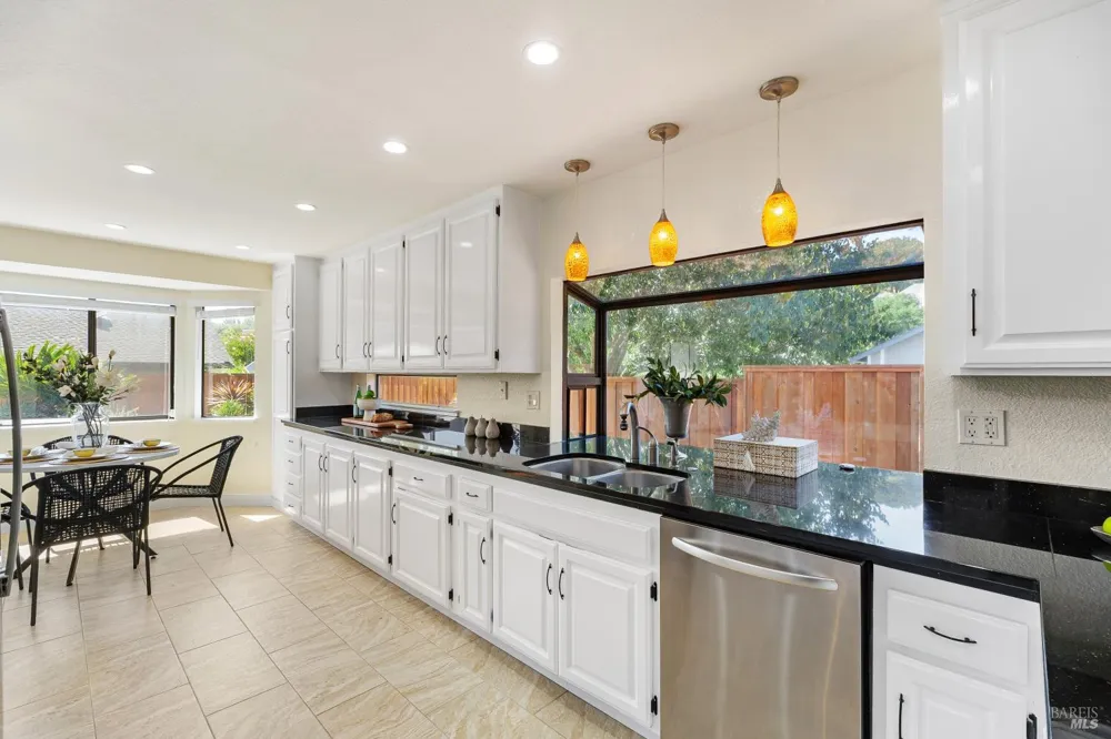 396 Sundance Way Novato, CA 94945