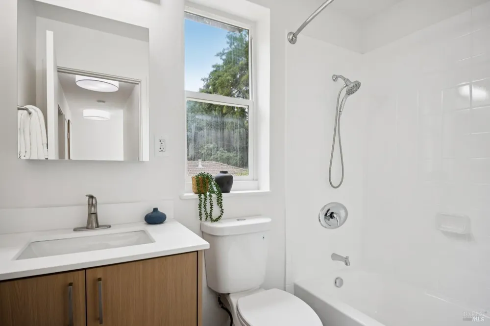 65 Park Road Fairfax, CA 94930