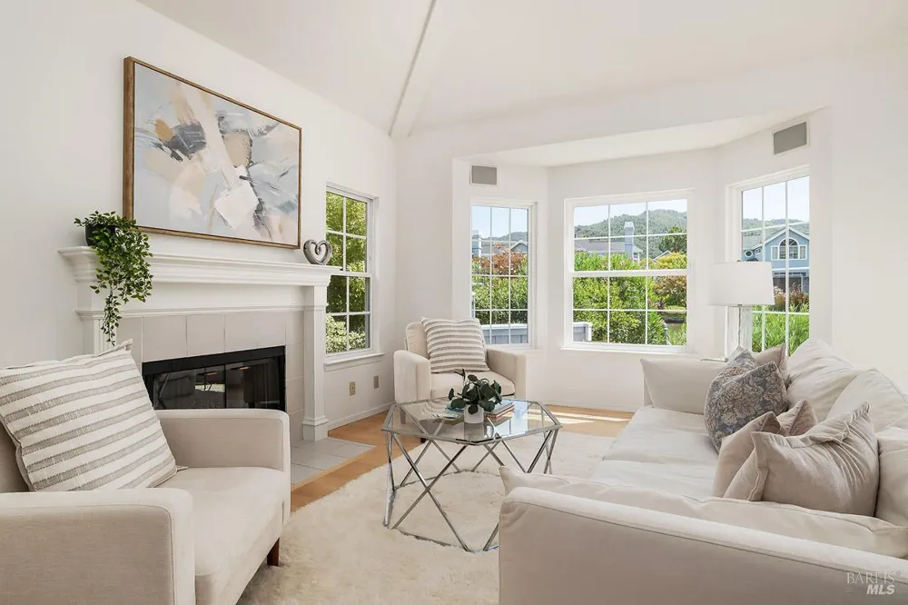 66 Mariners Circle San Rafael, CA 94903