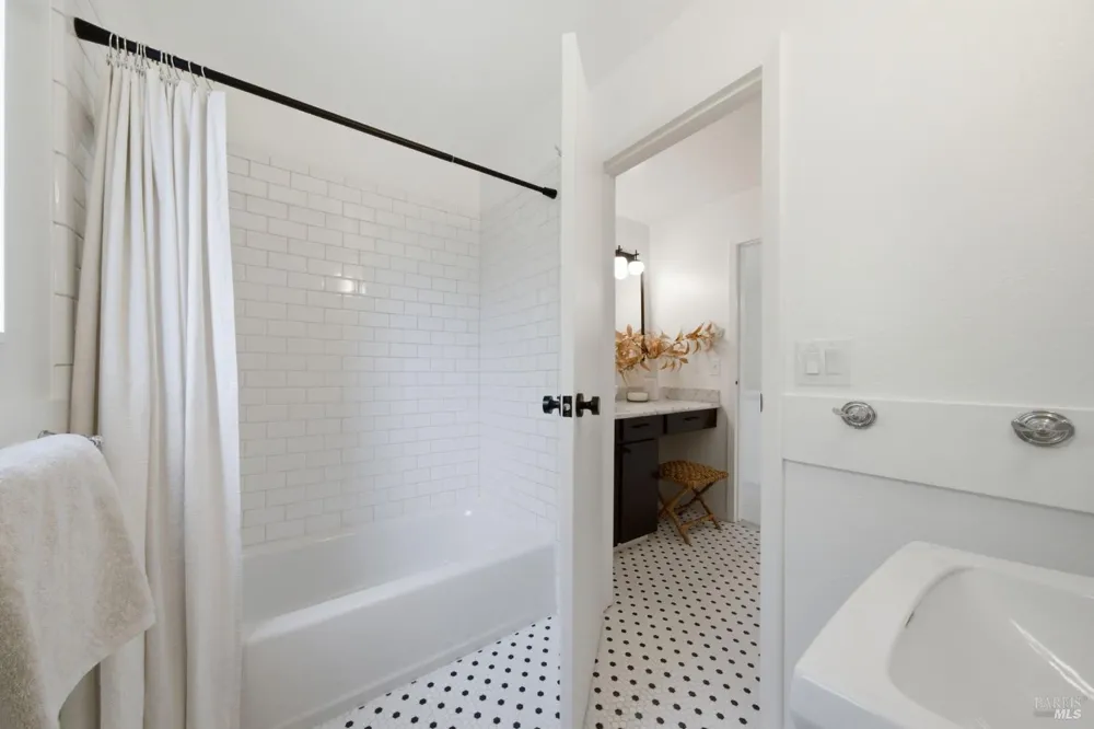 55 Park Terrace Mill Valley, CA 94941