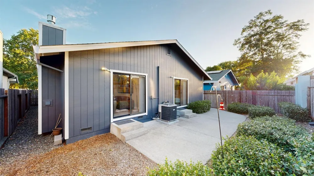 1408 Middlebrook Way Rohnert Park, CA 94928