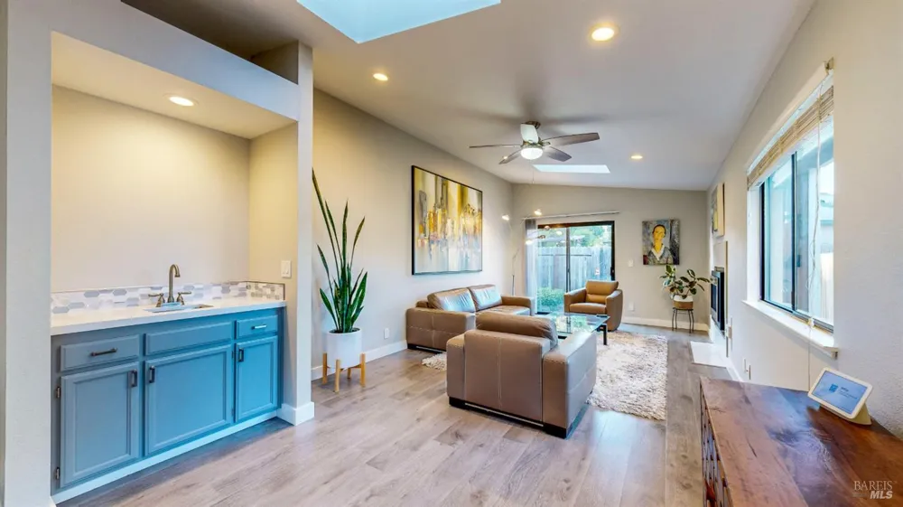 1408 Middlebrook Way Rohnert Park, CA 94928