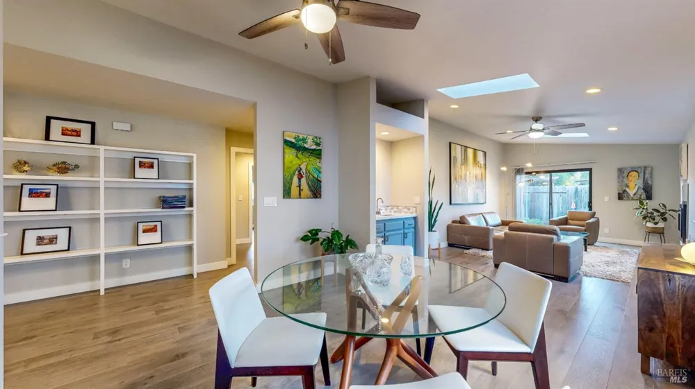 1408 Middlebrook Way Rohnert Park, CA 94928