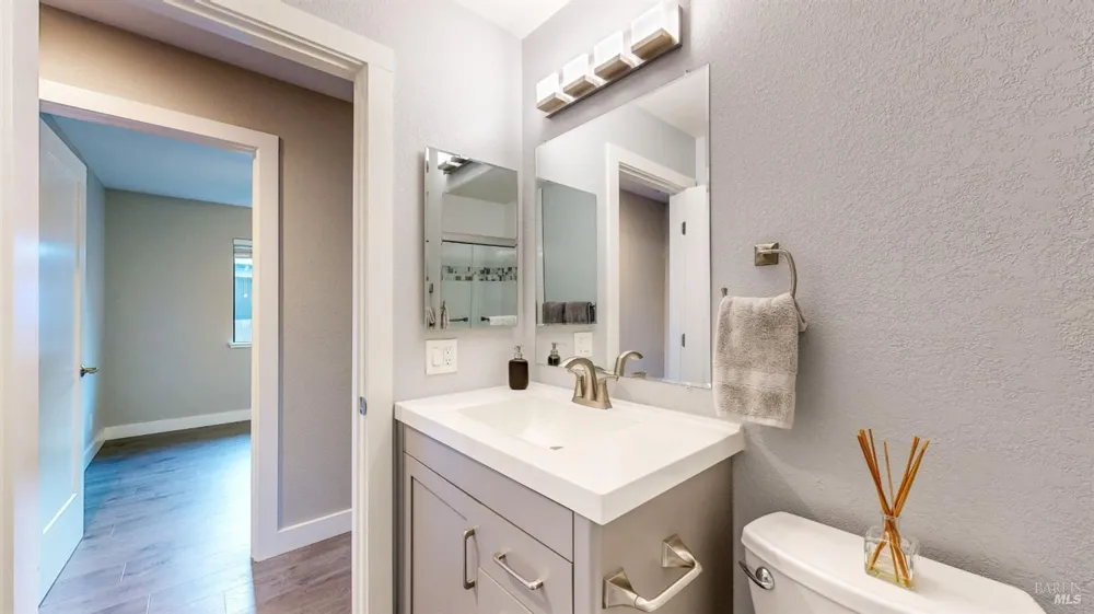 1408 Middlebrook Way Rohnert Park, CA 94928