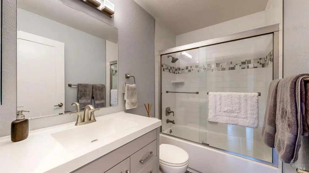 1408 Middlebrook Way Rohnert Park, CA 94928