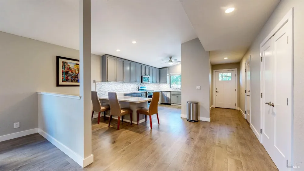 1408 Middlebrook Way Rohnert Park, CA 94928