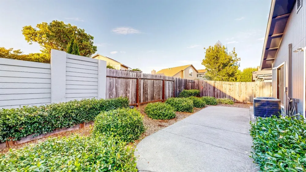 1408 Middlebrook Way Rohnert Park, CA 94928