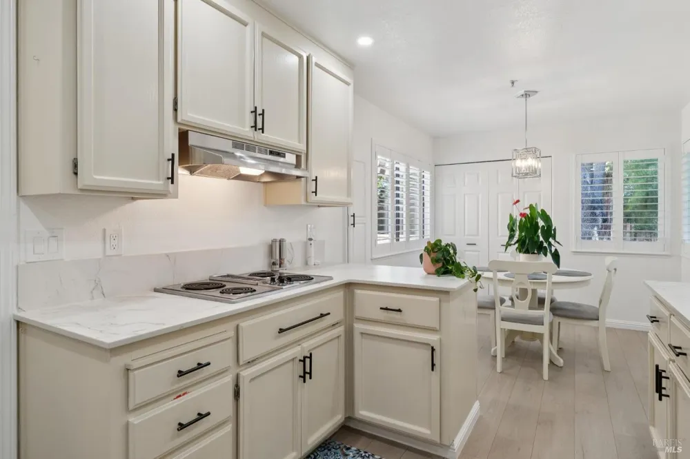 41 Fountain Grove Circle Napa, CA 94558