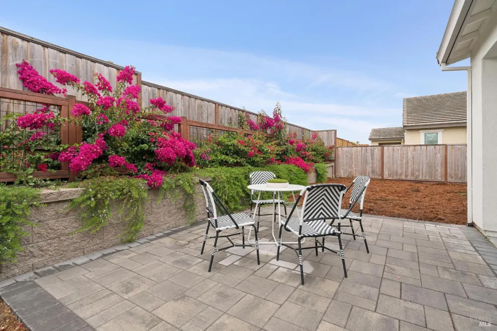 6232 Olympic Place Rohnert Park, CA 94928