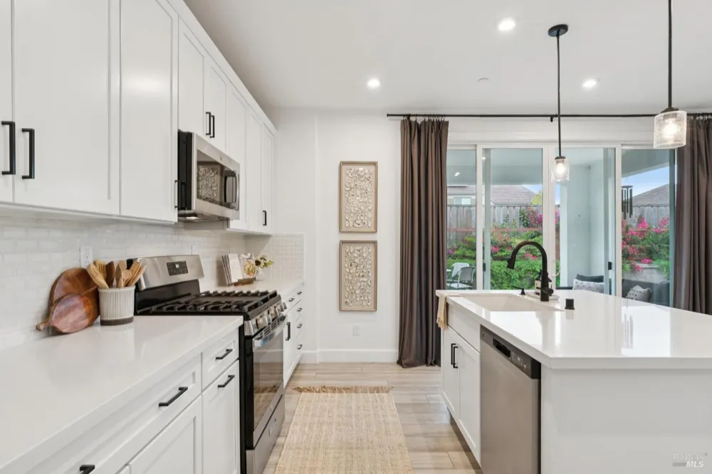 6232 Olympic Place Rohnert Park, CA 94928